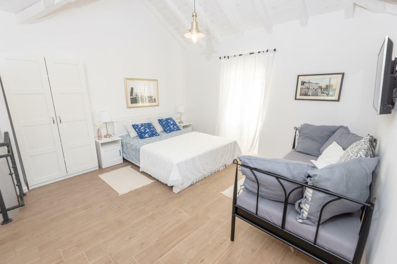 Villa Santa Eufemia Sutomiscica Екстер'єр фото